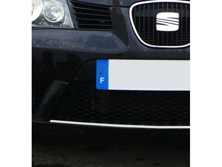 Baguette chrom&eacute;e de contour de calandre compatible avec Seat Ibiza 01-08
