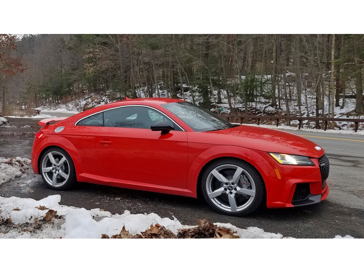 Baguette chrom&eacute;e de contour des vitres lat&eacute;rales compatible avec Audi TT S&eacute;rie 3 14-26