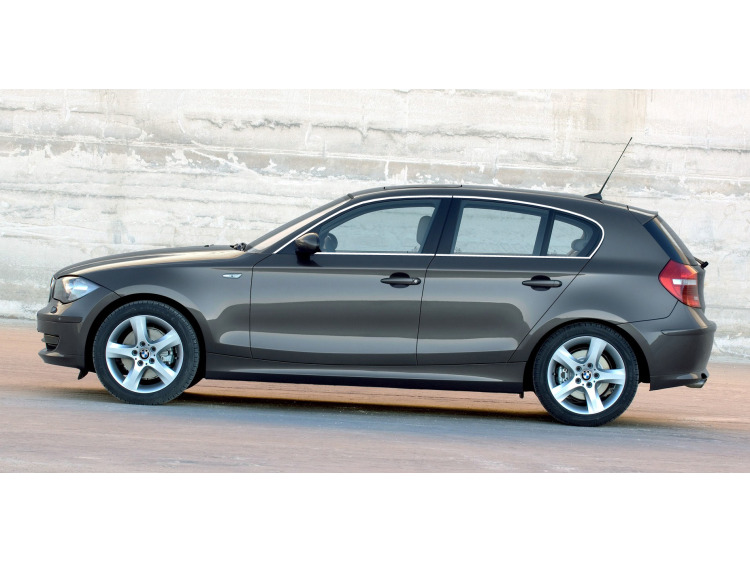 Baguette chrom&eacute;e de contour des vitres lat&eacute;rales compatible avec BMW S&eacute;rie 1 E87 LCI 07-11