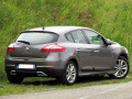 Baguette chrom&eacute;e de contour inf&eacute;rieur des vitres Renault M&eacute;gane III 08-12 Renault M&eacute;gane III phase 2 12-13 Renault M&eacute;gane III phase 3 13-21