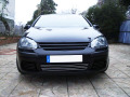 Baguette de calandre inf&eacute;rieure chrom&eacute;e compatible avec VW Golf 5