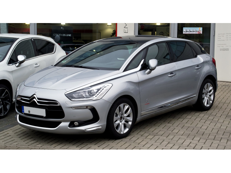 Baguette de calandre inf&eacute;rieure chrom&eacute;e pour Citro&euml;n DS 5