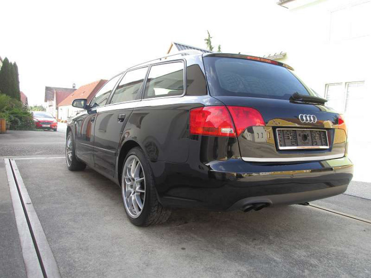 Baguette de coffre chrom&eacute;e compatible avec Audi A4 s&eacute;rie 2 phase 2 04-08