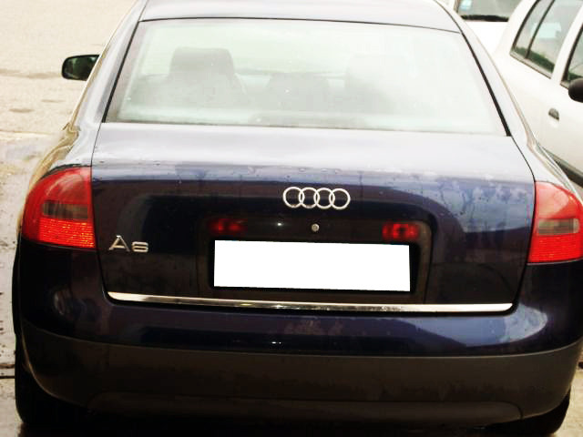 Baguette de coffre chromée compatible avec Audi A6 Série 2 9701 Audi A6 Série 2 Avant 9705 Audi A6 Série 2 Phase 2 0104 Audi A6 Série 2 Phase 2 Avant 0105