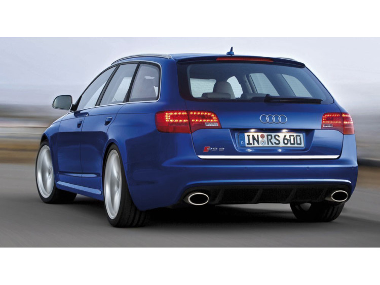 Baguette de coffre chrom&eacute;e compatible avec Audi RS6 08-26