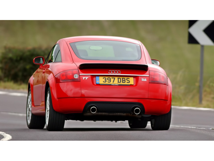 Baguette de coffre chrom&eacute;e pour Audi TT S&eacute;rie 1 98-06