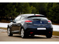 Baguette de coffre chrom&eacute;e pour Renault M&eacute;gane III coup&eacute; 08-12 Renault M&eacute;gane III phase 2 coup&eacute; 12-13 Renault M&eacute;gane III phase 3 coup&eacute; 13-21