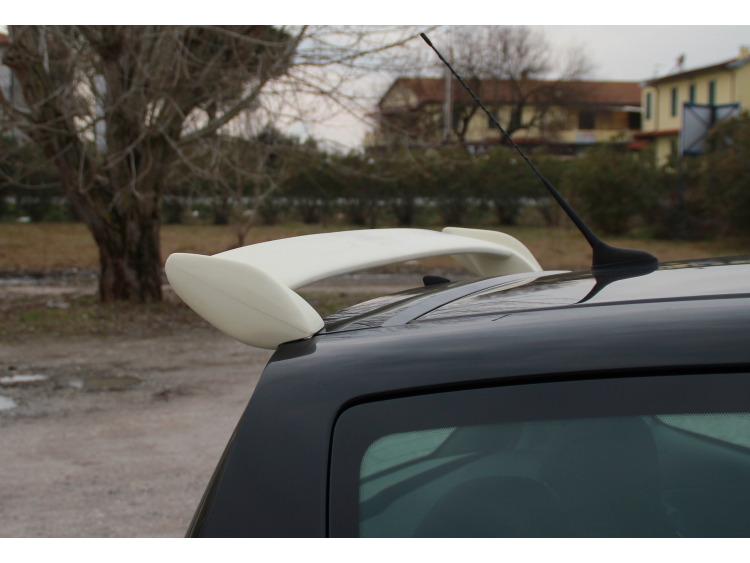 Becquet / aileron compatible avec Citro&euml;n C2 v2 appr&ecirc;t&eacute;